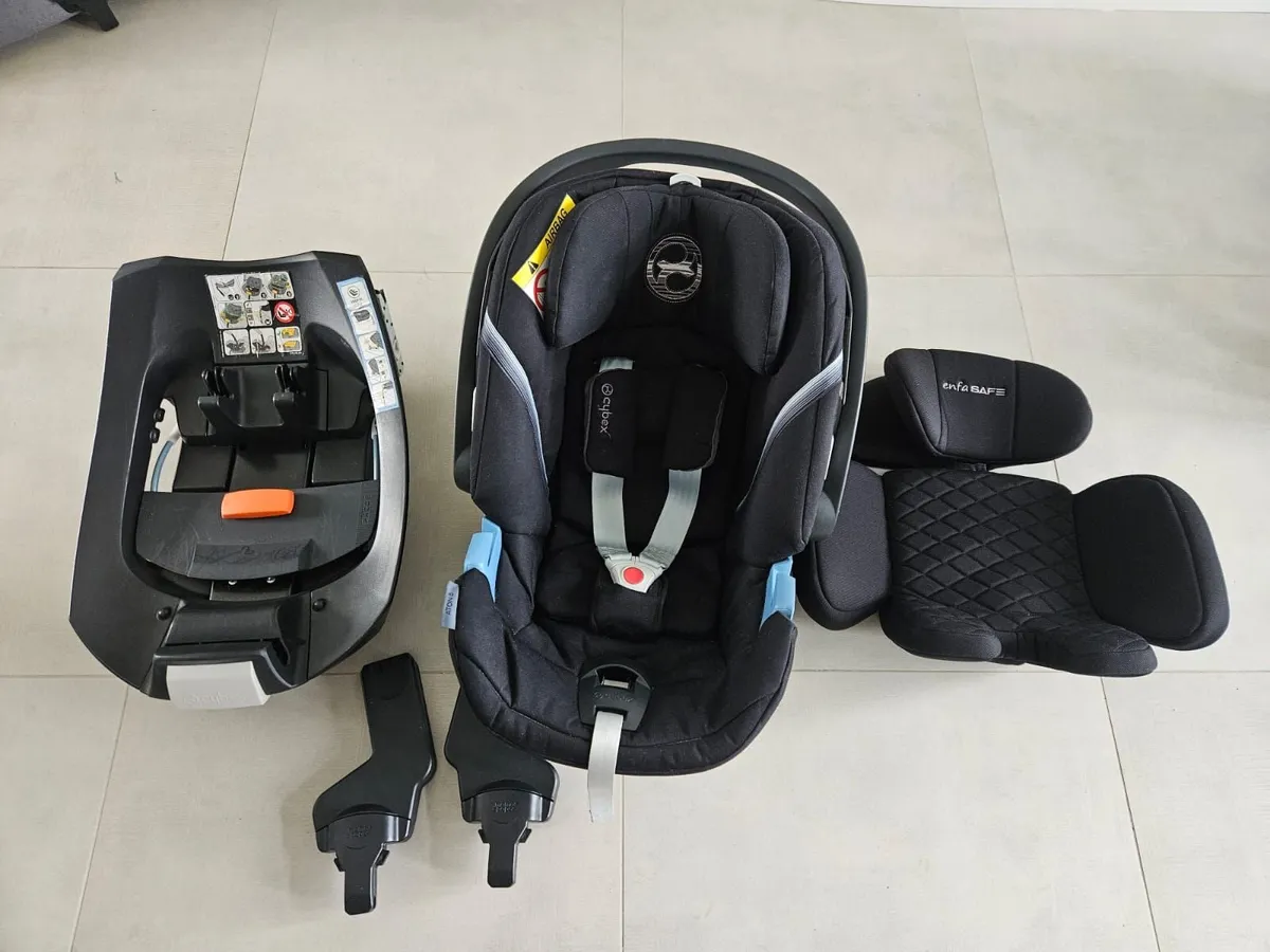 Mamas & Papas Travel System - Image 4