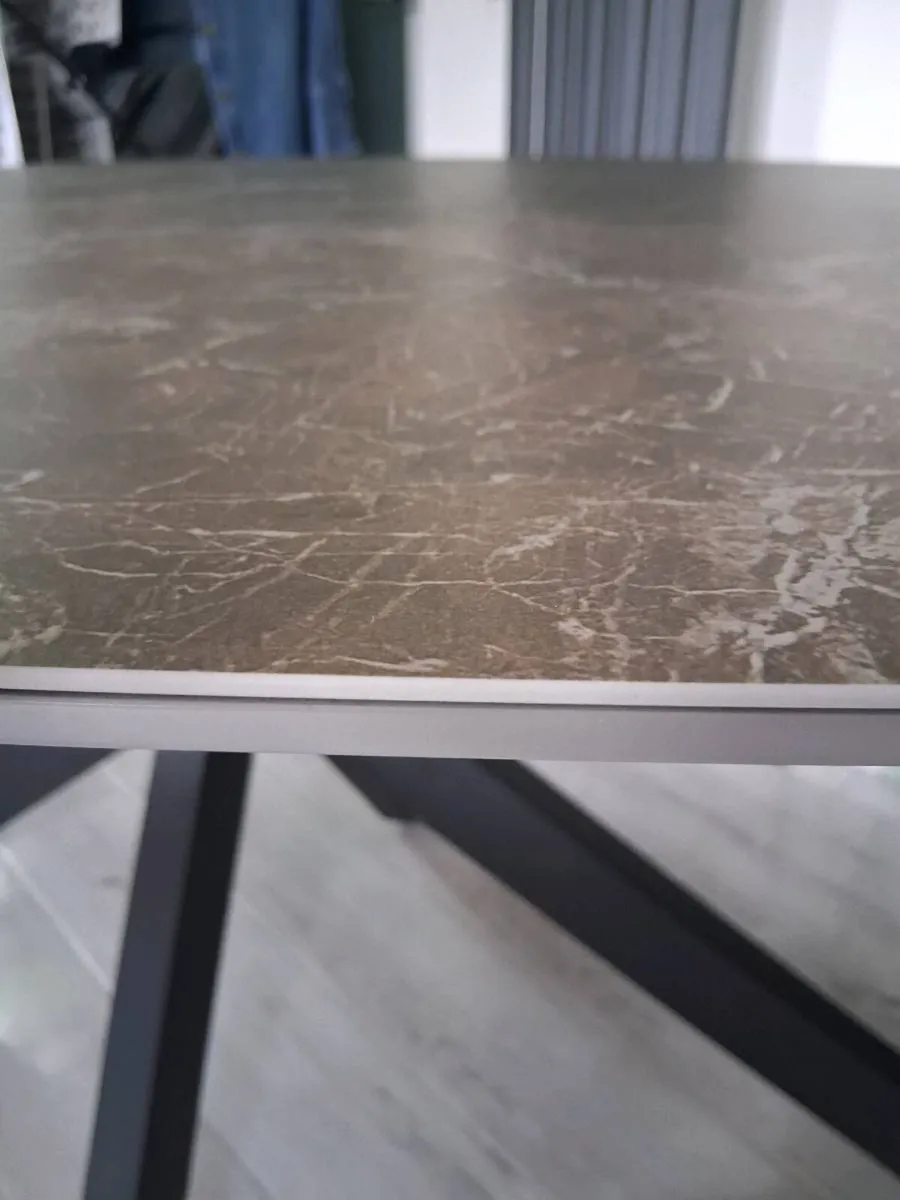 BARGAIN! MODERN SLATE QUALITY DINING TABLE - Image 2