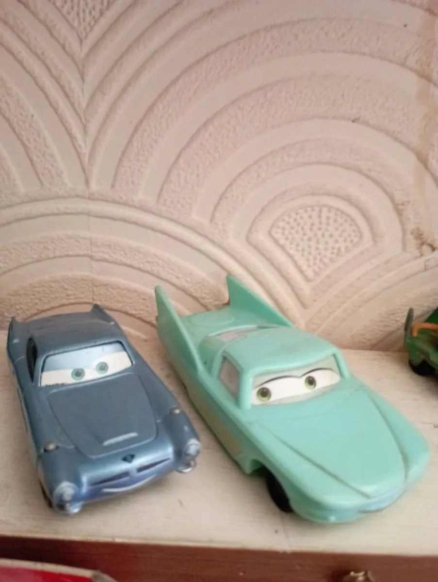 2 FIN MICMISSILE CARS FROM DISNEY PIXAR BY MATTLE - Image 2