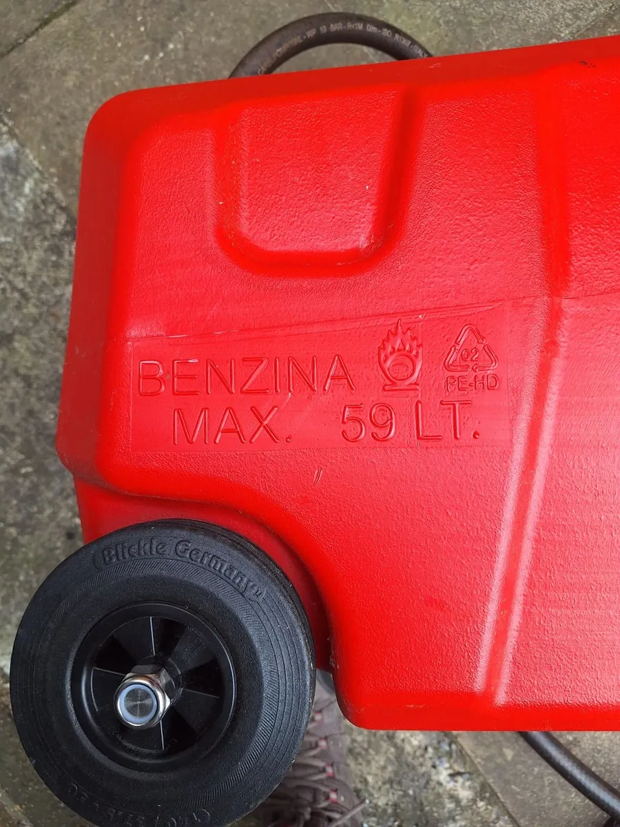 Portable Fuel Tank - Image 2
