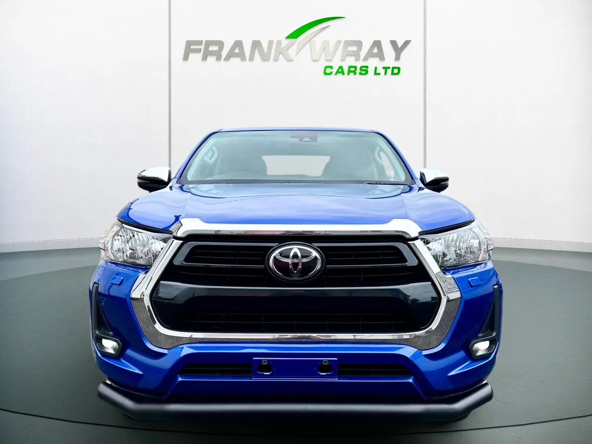 2023 TOYOTA HILUX 2.4 D4D ICON **150 BHP**AS NEW** - Image 2