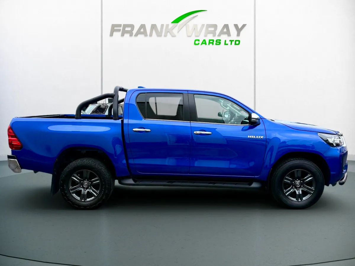 2023 TOYOTA HILUX 2.4 D4D ICON **150 BHP**AS NEW** - Image 4