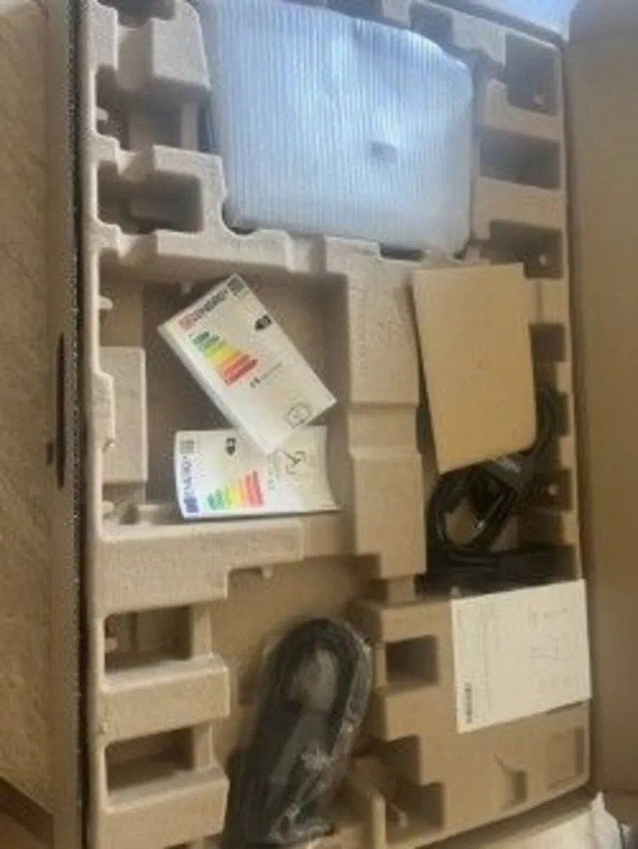 New Dell P2426HEB  - Less than Half Price - Image 2