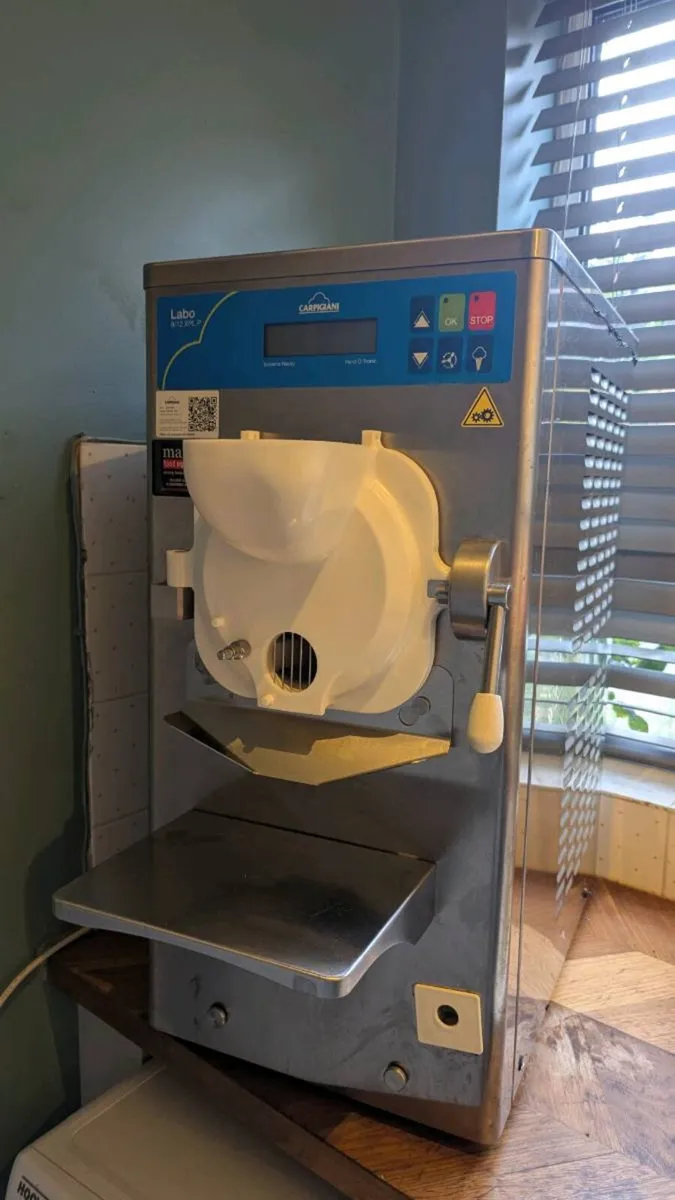 Carpangiani Labo 8/12 XPL P Ice cream machine - Image 1