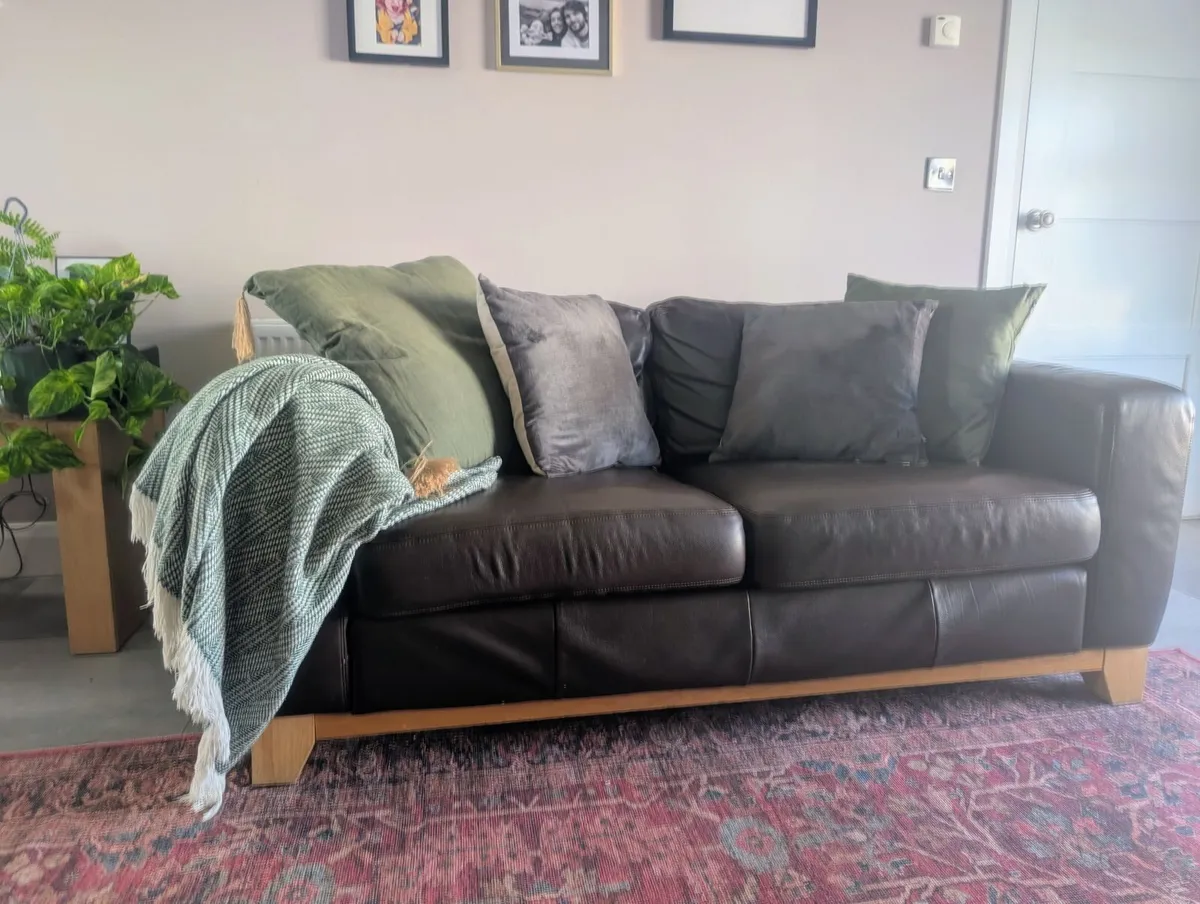 Leather two-seater sofa - Image 1