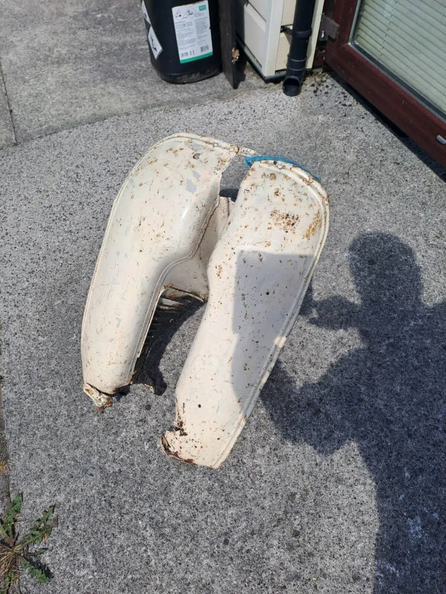 NSU Quickly Leg Shield (2) - Image 1