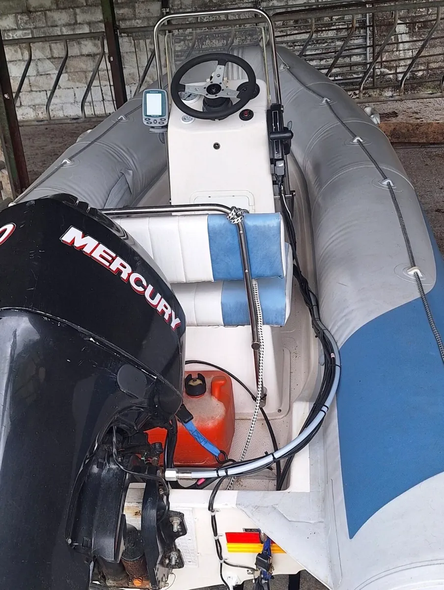 Boat for sale. Like new. - Image 2