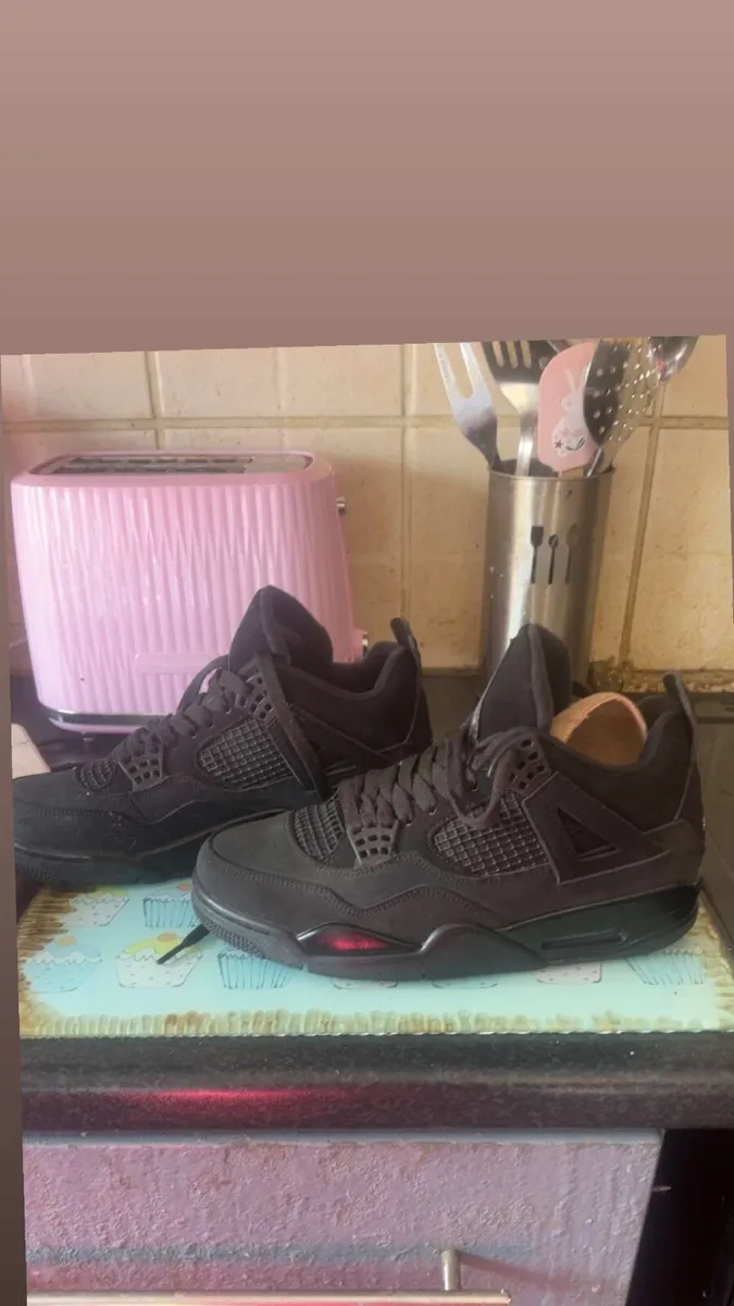 Jordan 4 black cats bran new - Image 3