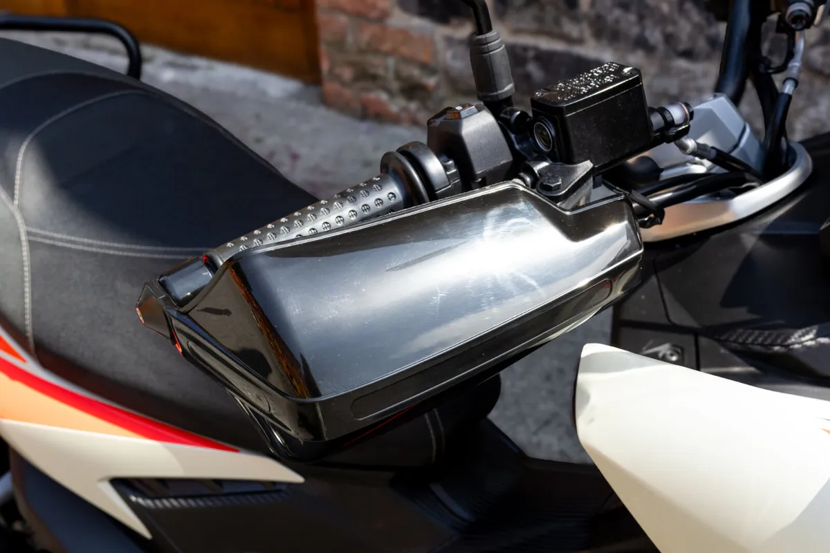 Aprilia SR GT125 2026 - Image 2