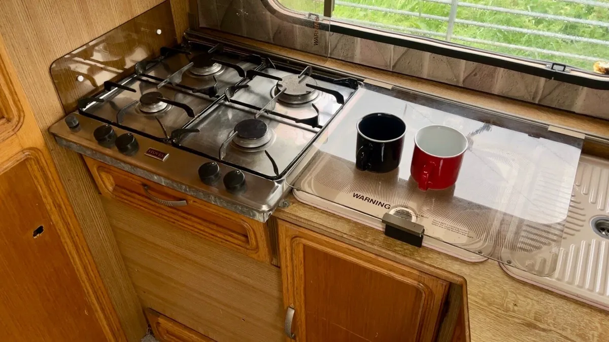 Jubilee Rallyman 2-Berth Caravan - Image 4