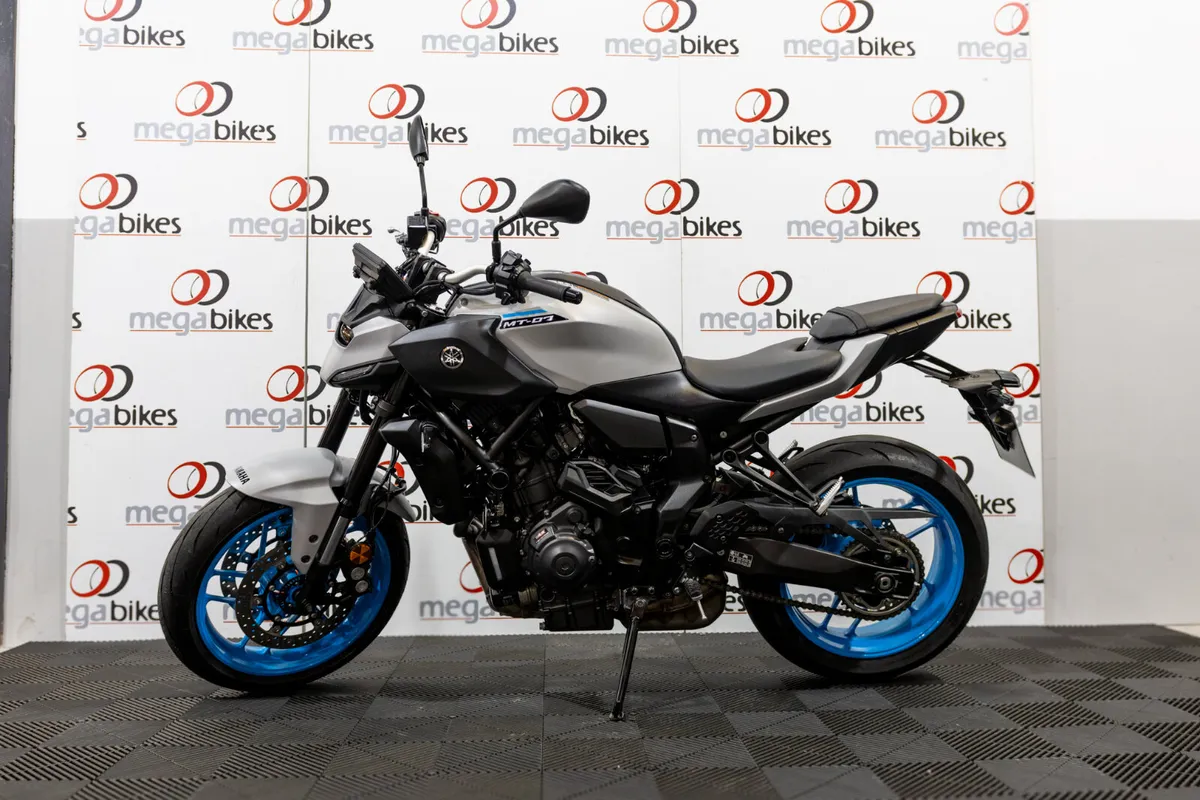 Yamaha MT07 Y-AMT 2025 - Image 2