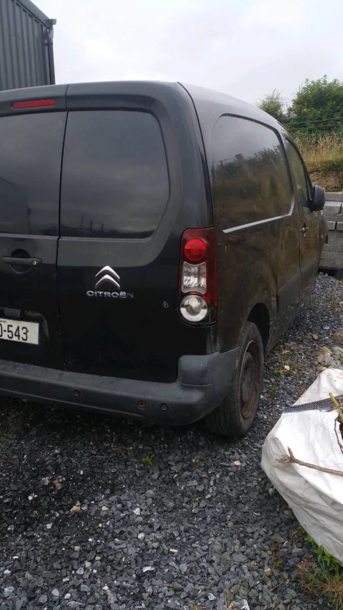 2013 berlingo breaking for parts - Image 3