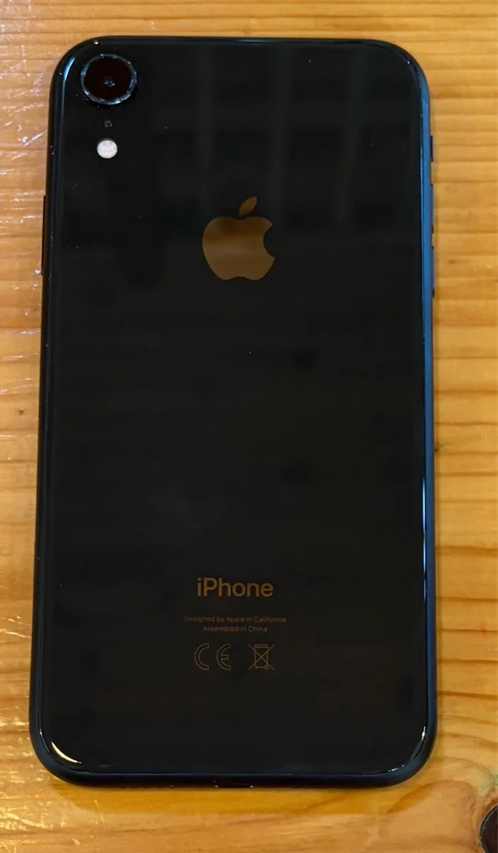 Apple iPhone XR 128GB - Image 2