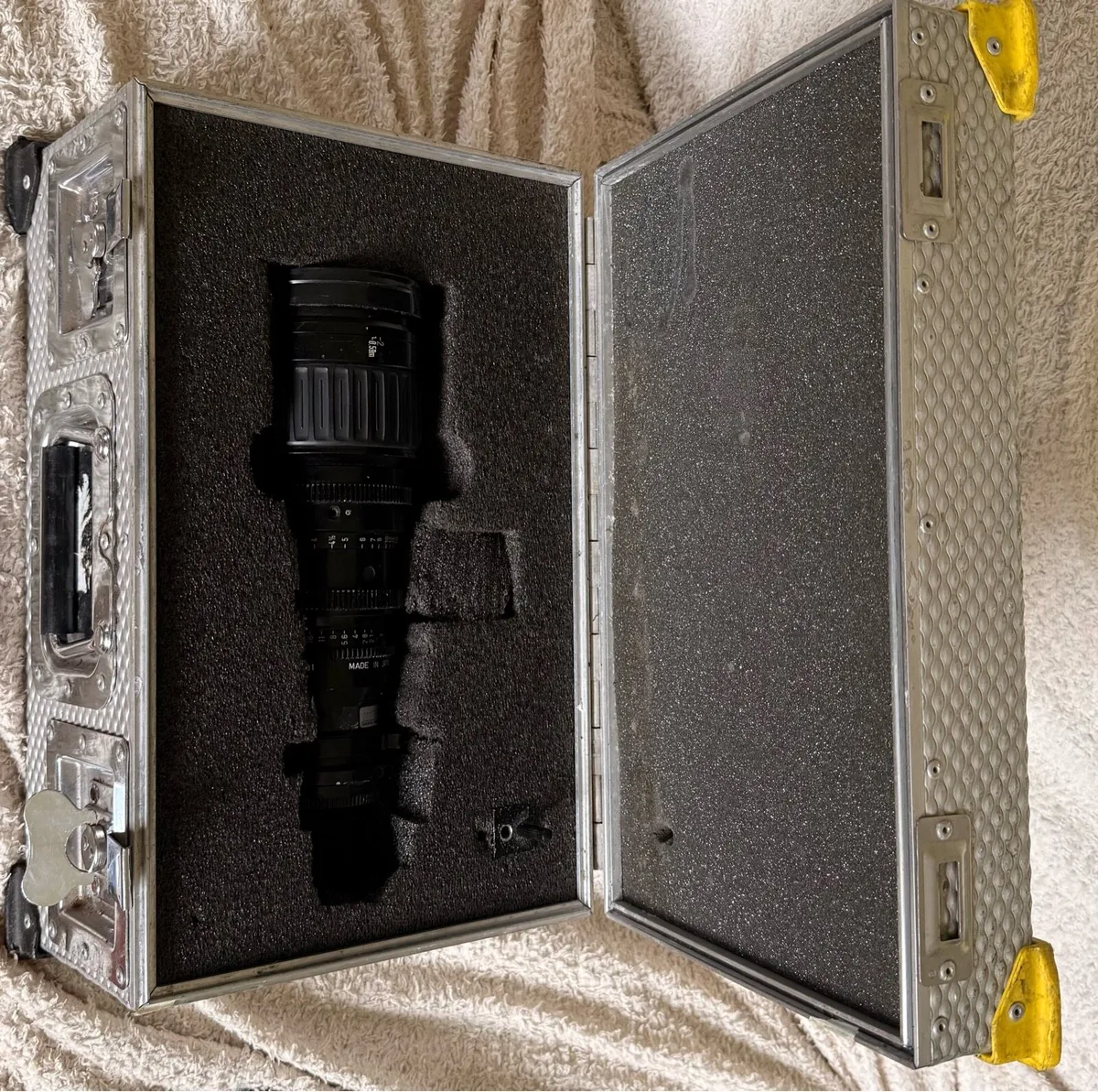 Cine lens - Image 1