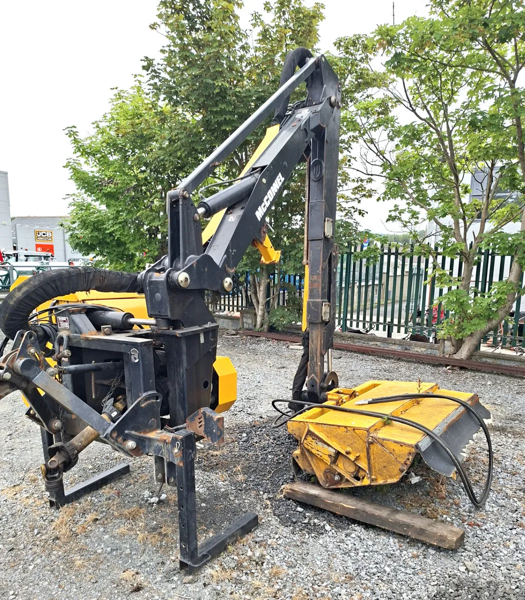 McConnell PA 6570T HEDGECUTTER - Image 1