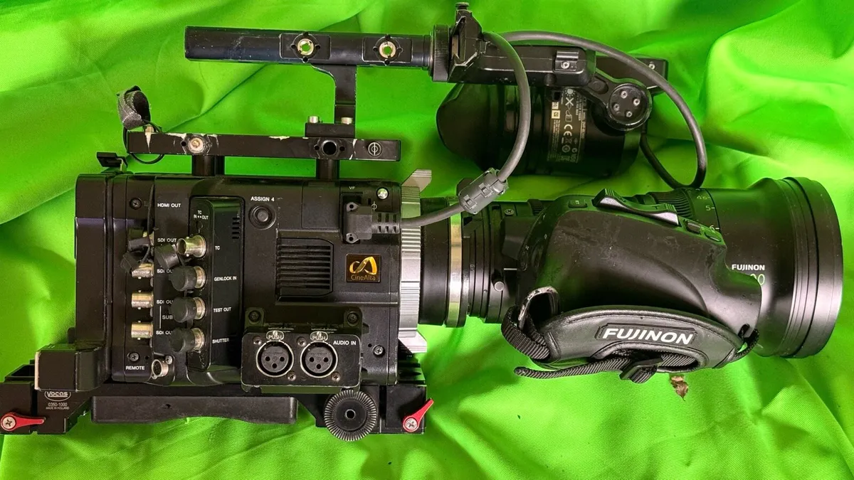 Sony PMW F55 and Fujinon 19-90 cabrio PL lens - Image 1