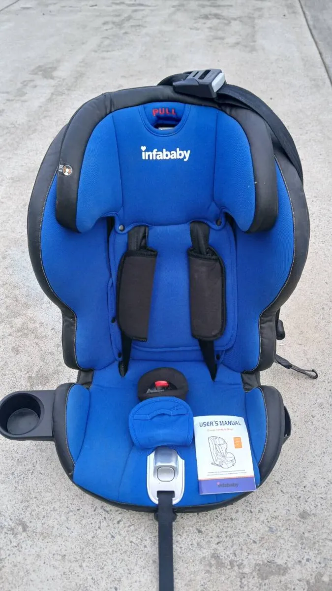 Car seat - Image 1