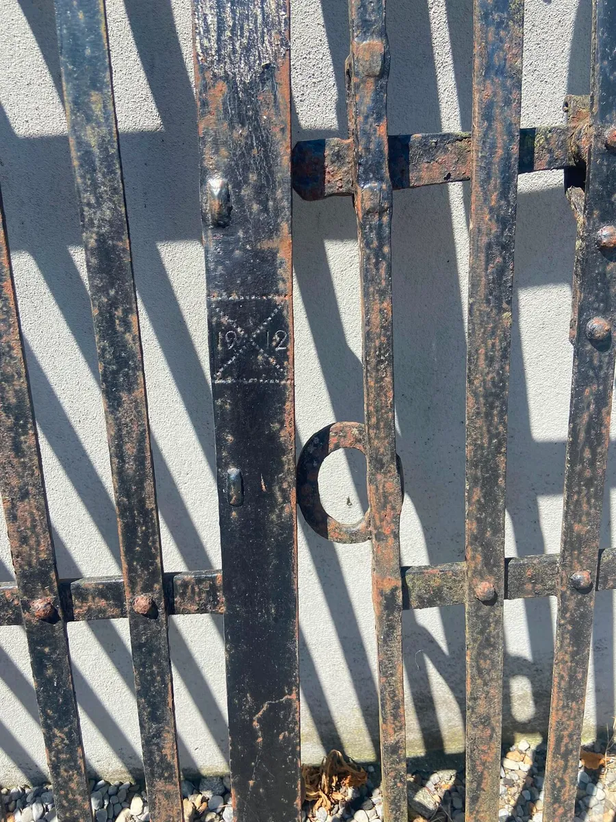 Forge Estate Gates and Garden Gate - Image 2