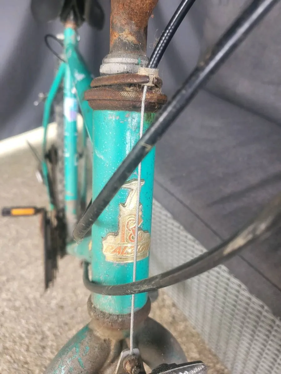 Vintage Raleigh Ascender mens mountain bike - Image 2