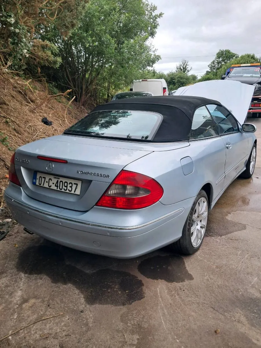Mercedes clk convertible - Image 3