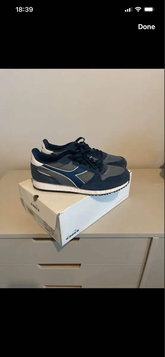 5 Pairs Of Mens Trainers Size 11s - Image 3