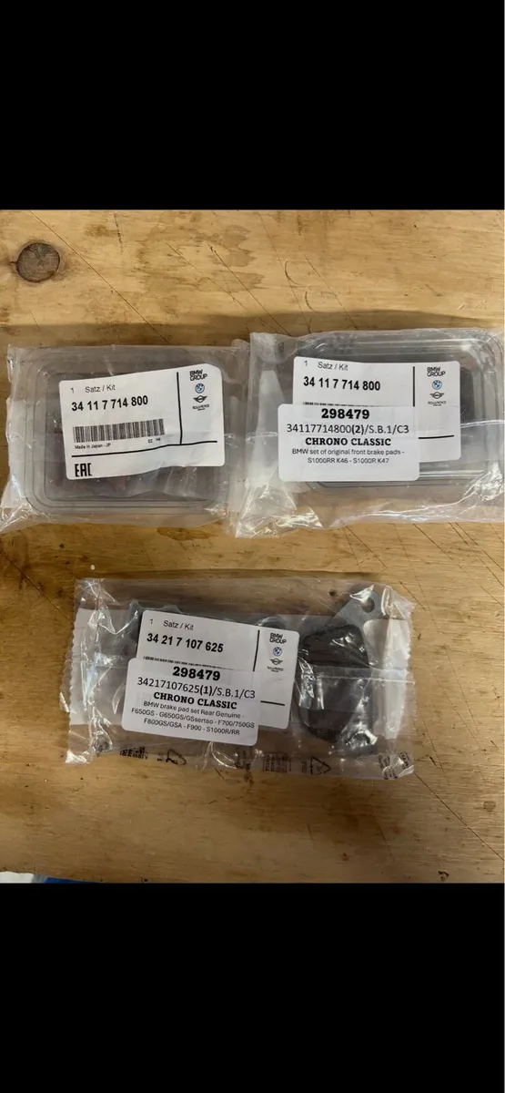 BMW S1000RR original front and back brake pads - Image 1