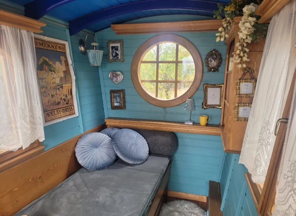 Gypsy Wagon - Image 2