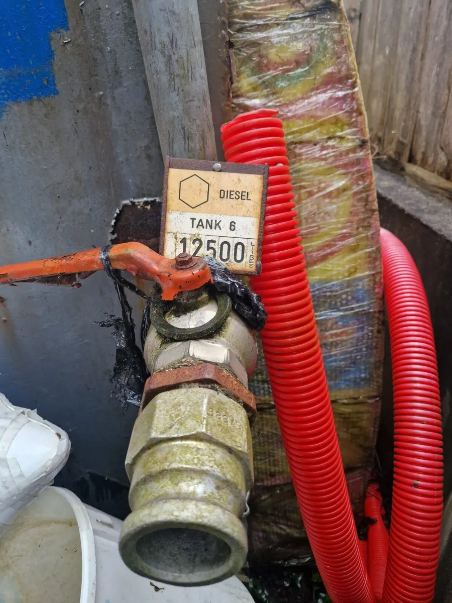 12.5 thousand liter steel tank - Image 1
