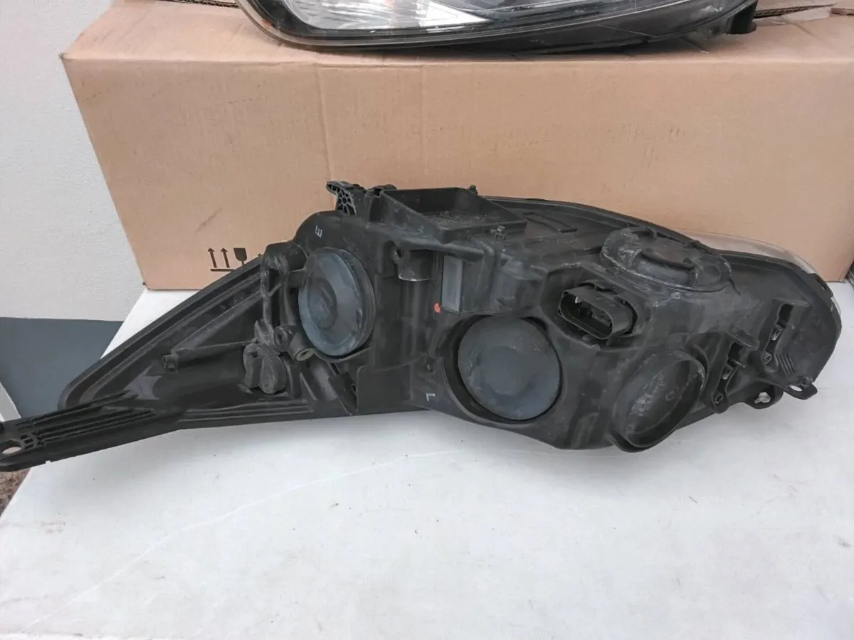 Ford Focus Headlamps - Image 3
