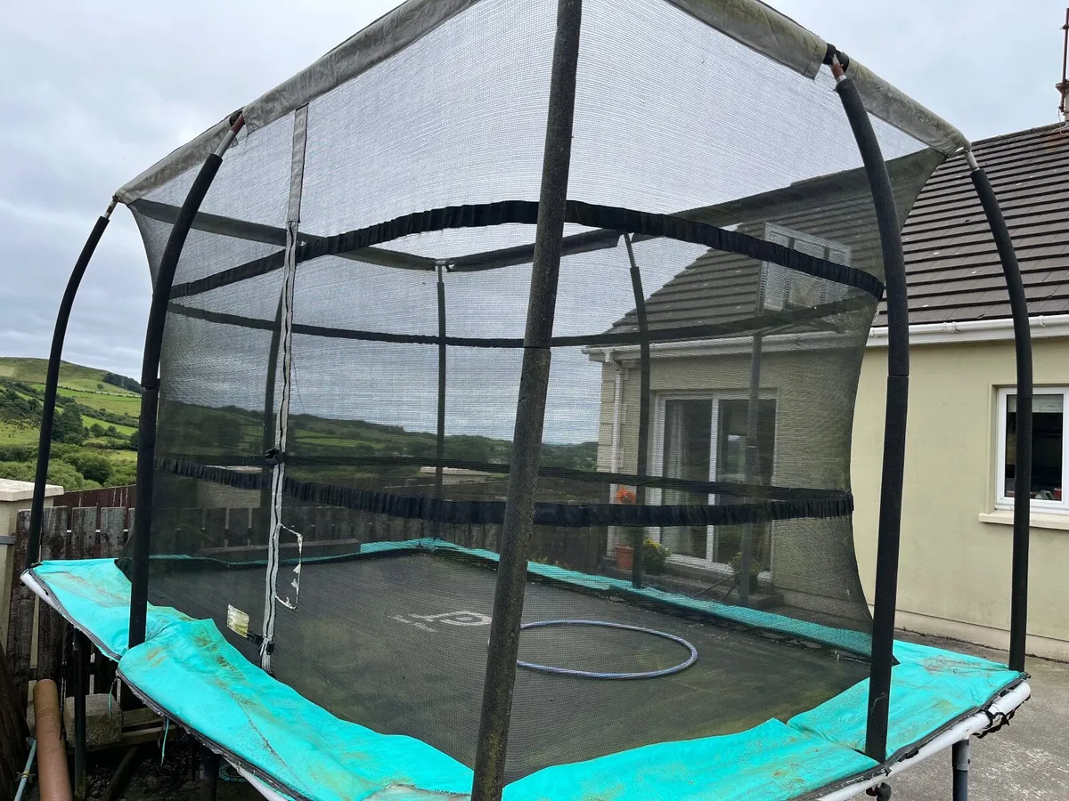 Large trampoline - Image 2