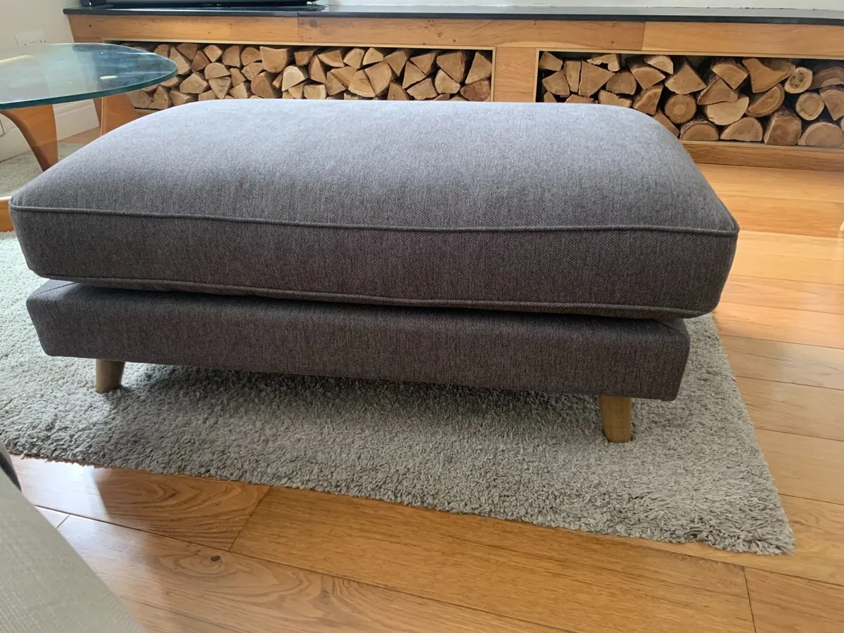 Grey Upholstered Ottoman – Excellent Condition - Image 1