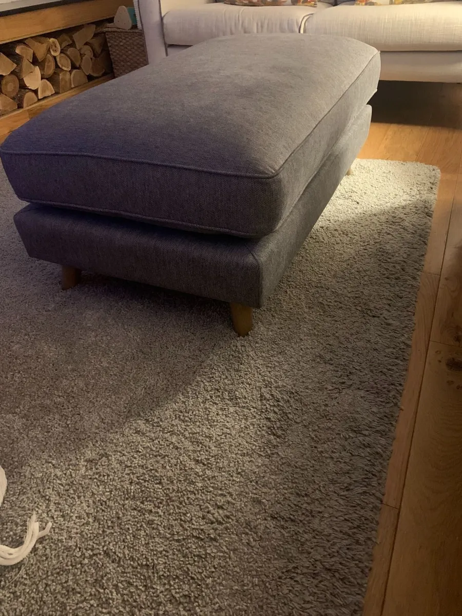 Grey Upholstered Ottoman – Excellent Condition - Image 2