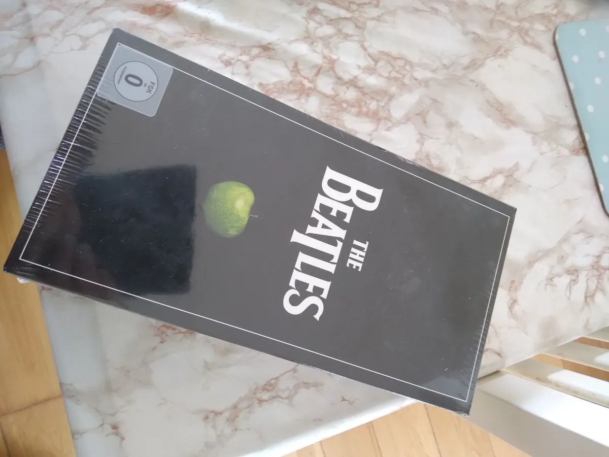 Beatles CD Boxset. NEW Un opened - Image 4