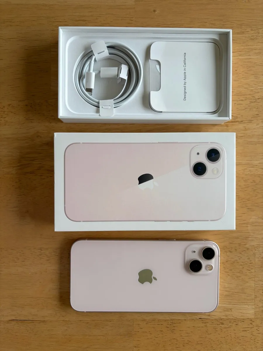 Apple iPhone 13 - Image 1