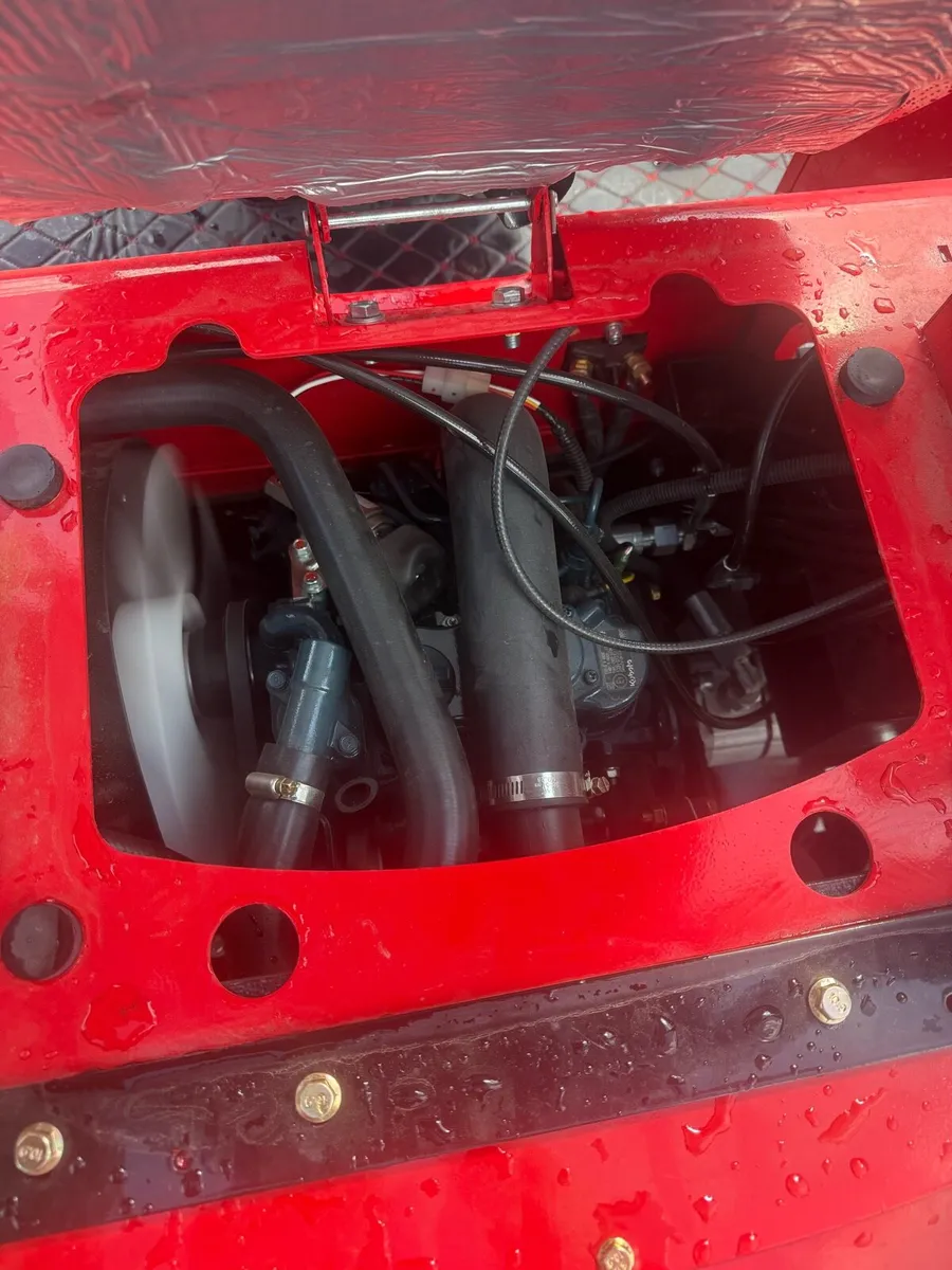 1.3t mini digger Kubota engine - Image 3