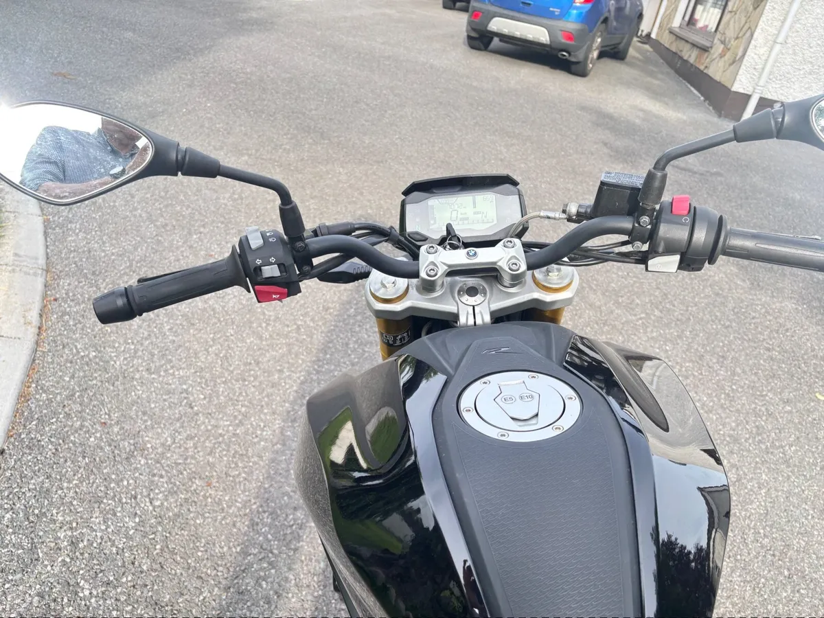 BMW G 310 R 2023 - Image 4