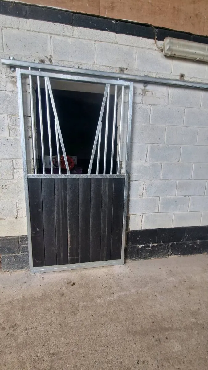 Stable doors - Image 1