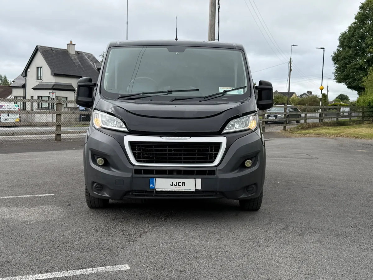 Peugeot Boxer 2015 7 SEATER CREW CAB 2.2 6 SPEED - Image 4
