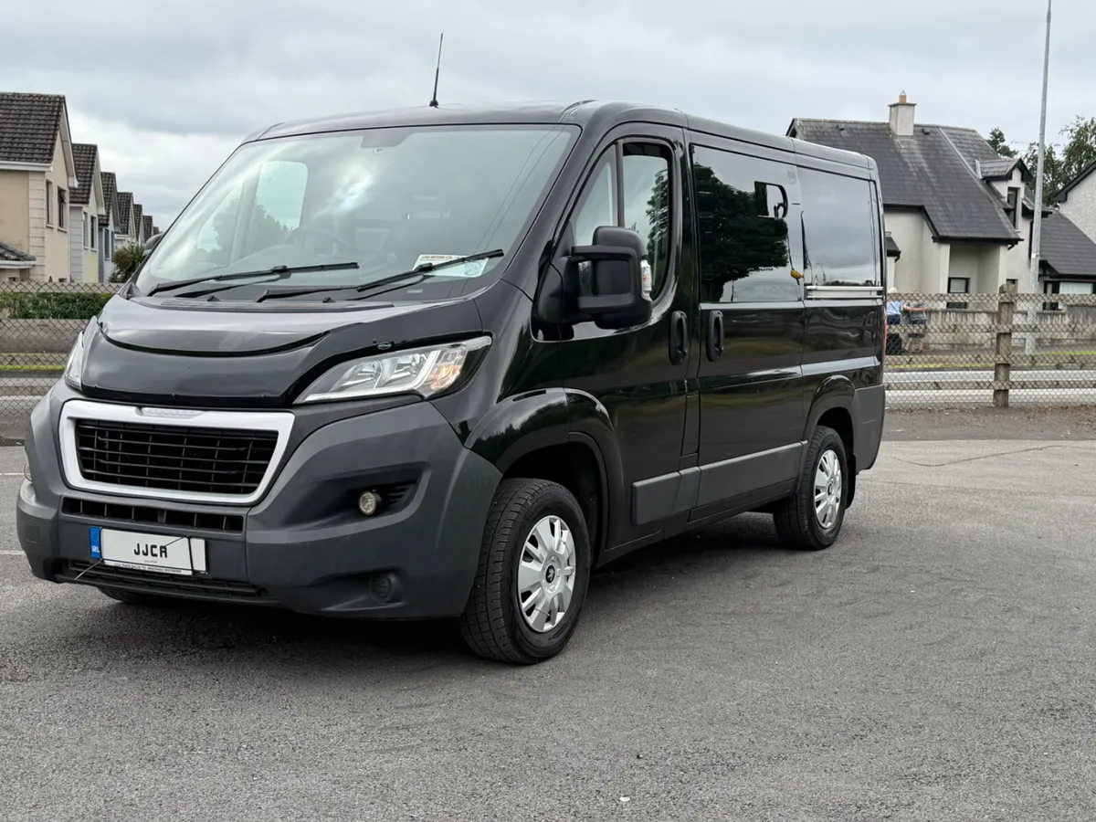 Peugeot Boxer 2015 7 SEATER CREW CAB 2.2 6 SPEED - Image 3