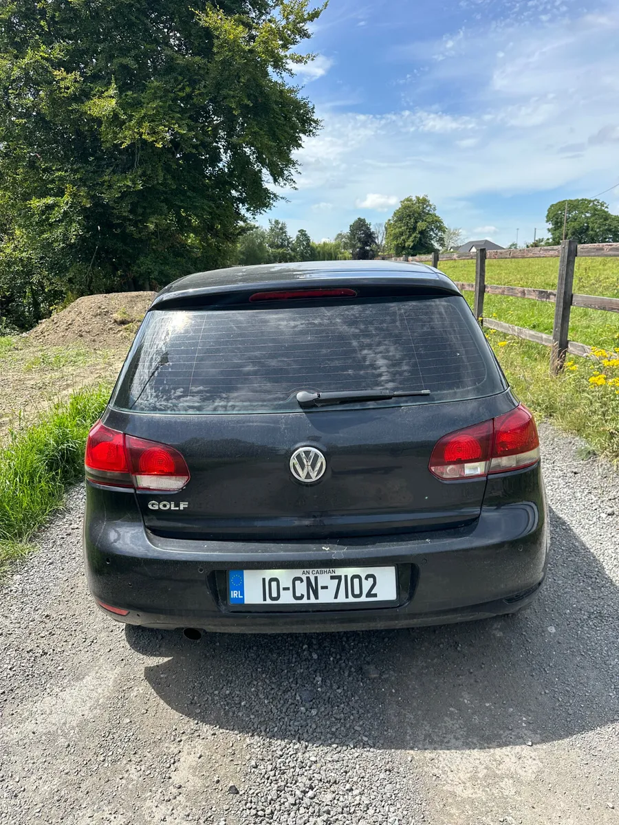 Volkswagen Golf 2010 - Image 4