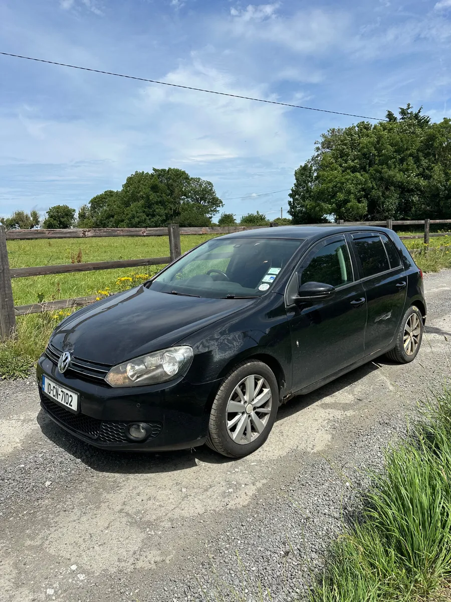 Volkswagen Golf 2010 - Image 1