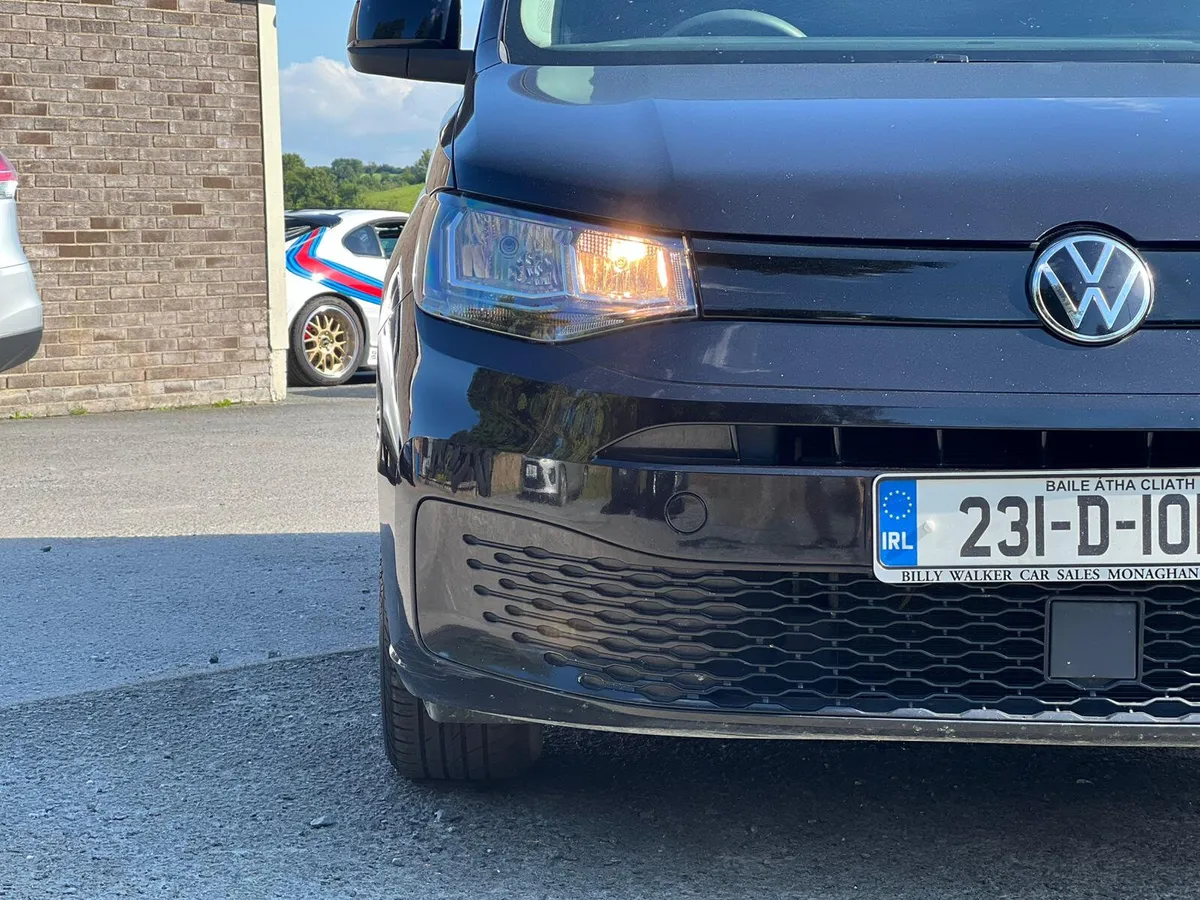 Volkswagen Caddy 2023 - Image 3