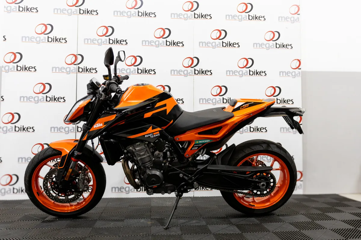 KTM 890 Duke 2024 - Image 2