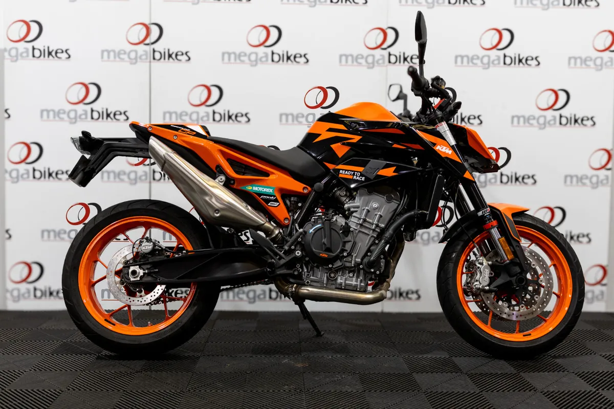 KTM 890 Duke 2024 - Image 1