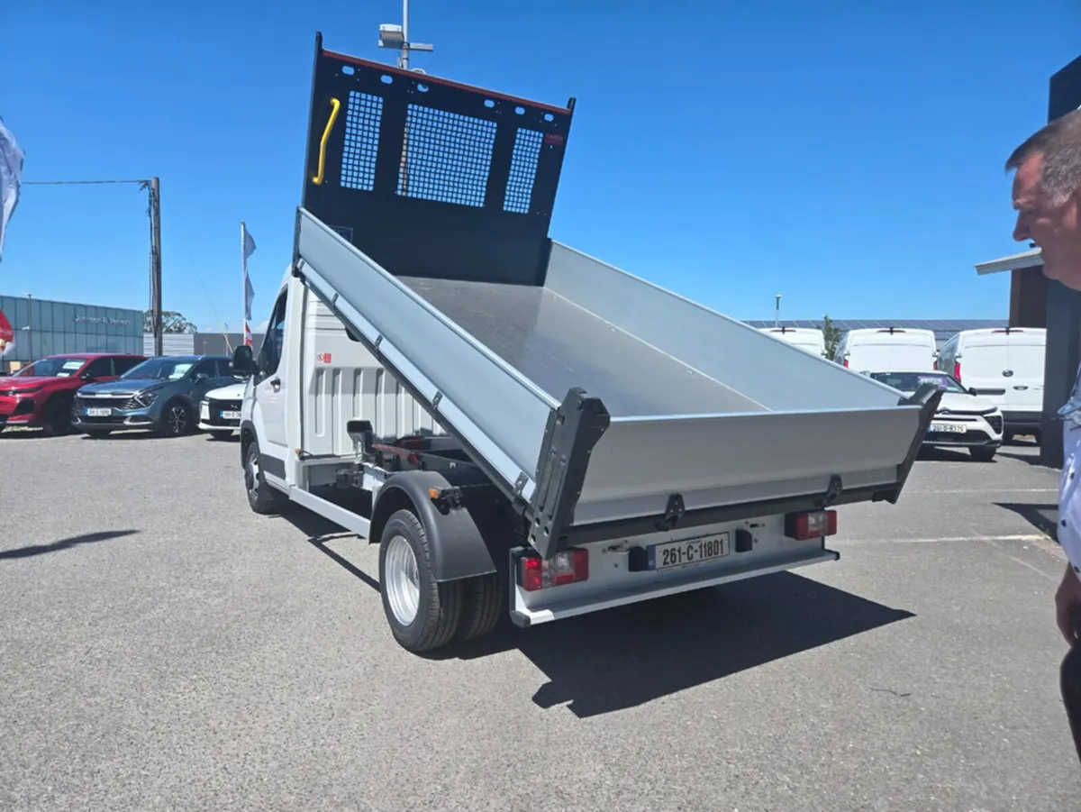Maxus DELIVER 9 Tipper - Image 4