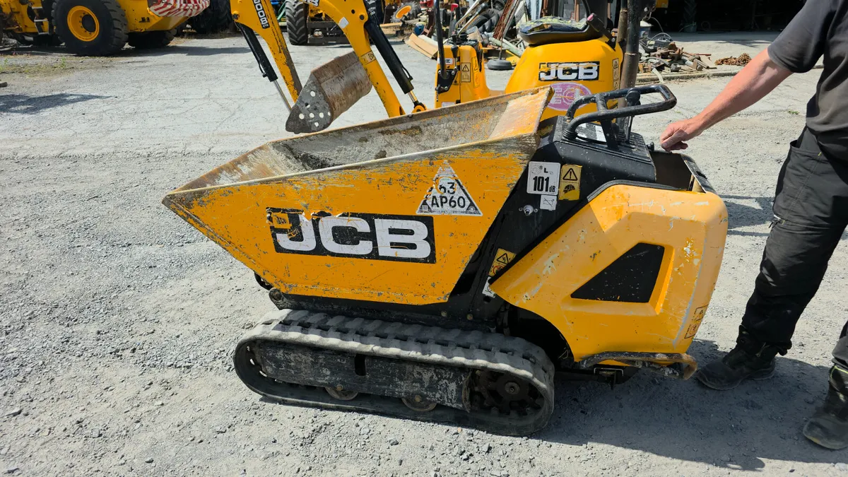 Jcb digger and dumper - Image 1
