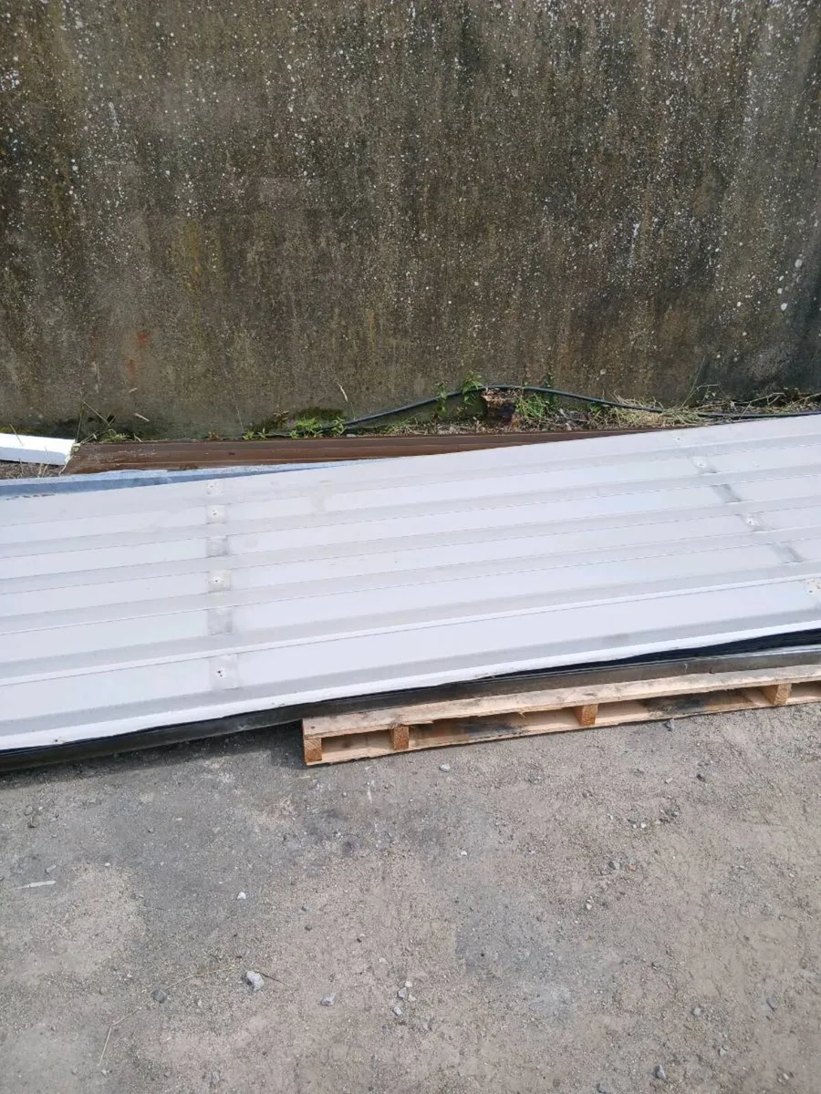Roof sheeting - Image 2