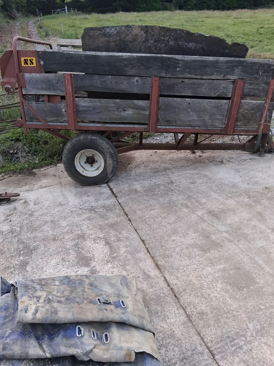 2 x trailer - Image 1