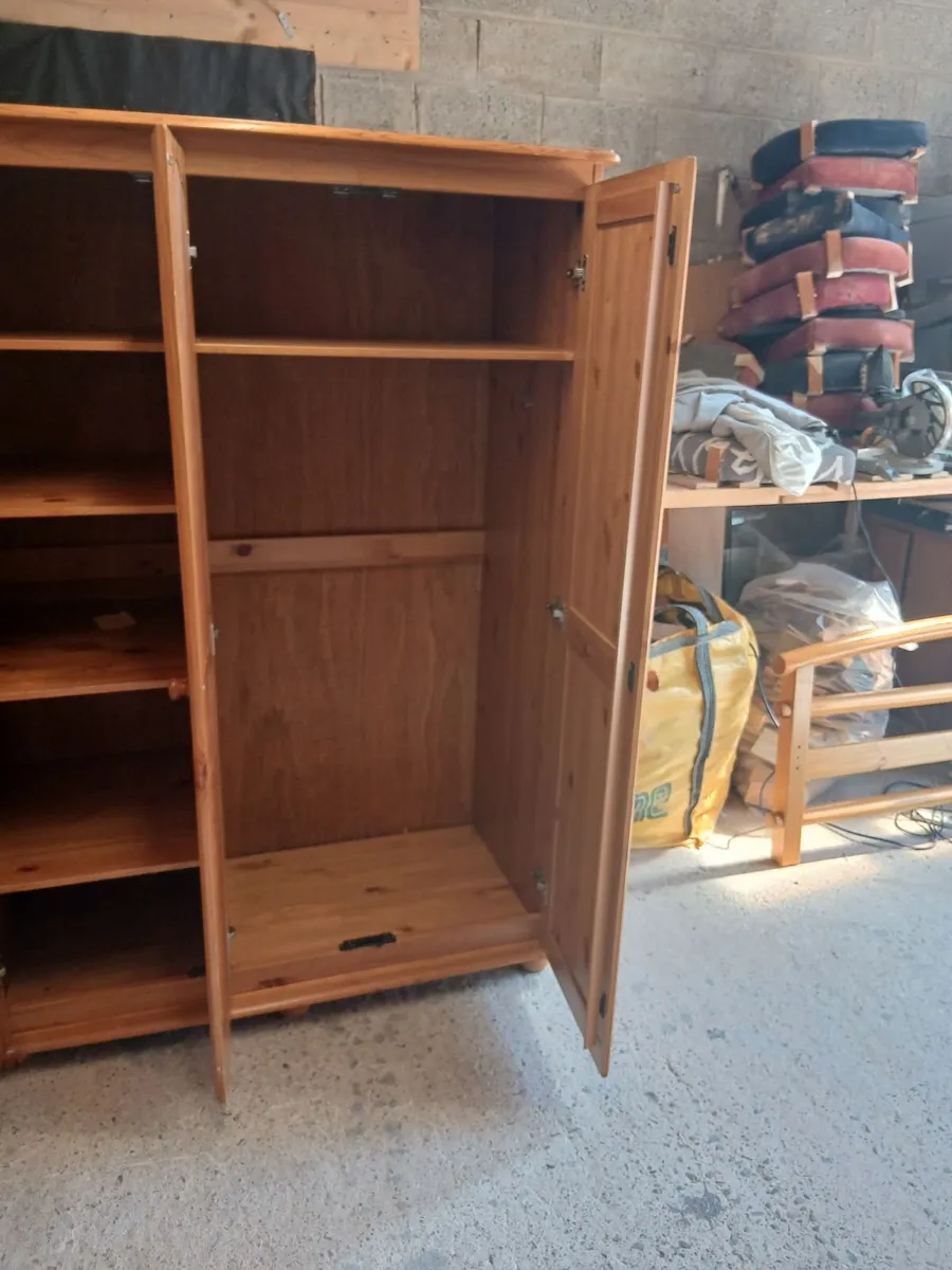 Wardrobe - Image 2