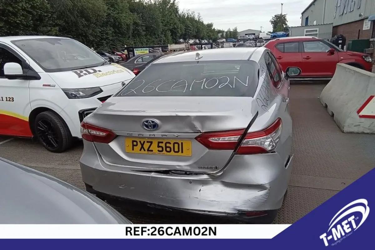 2021 TOYOTA CAMRY BREAKING FOR PARTS - Image 2